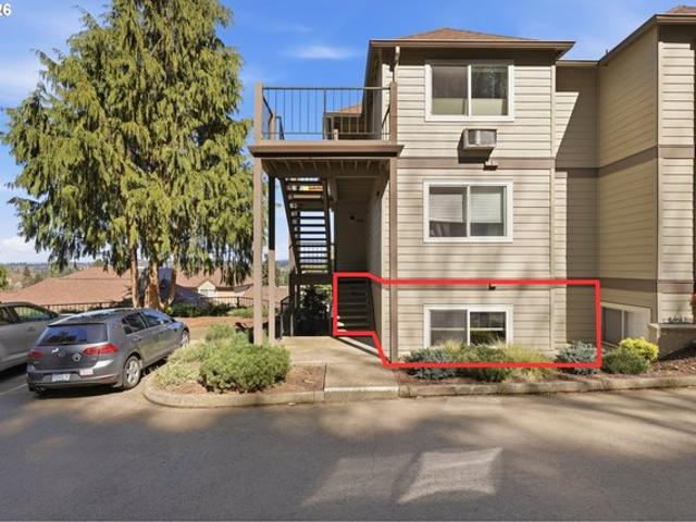Condo for sale in Oregonia