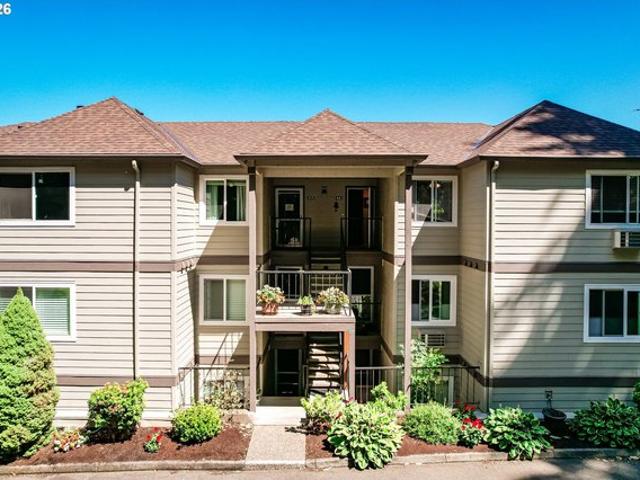 Condo for sale in Oregonia
