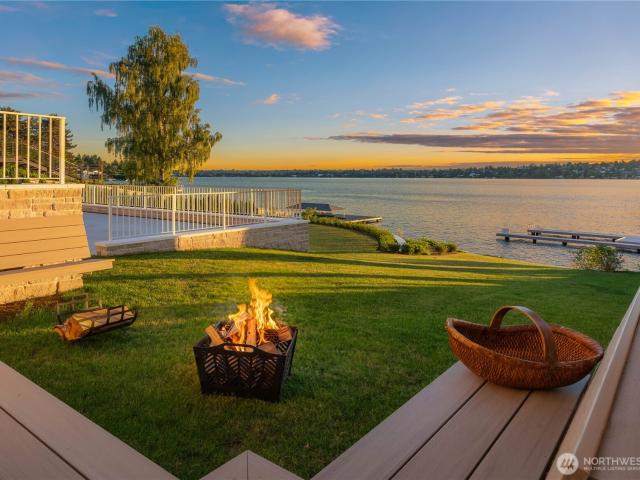 House for sale in Mercer Island, Washington