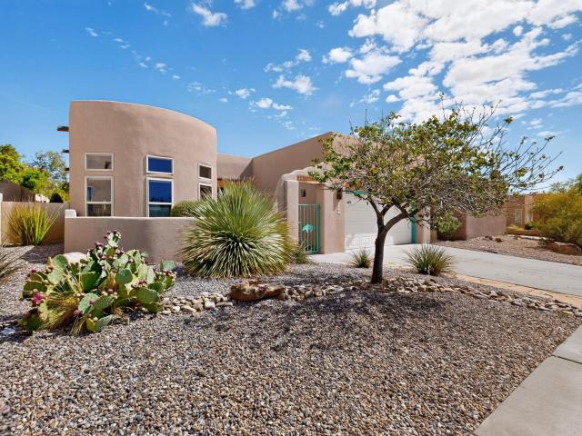 House for sale in New Mexico