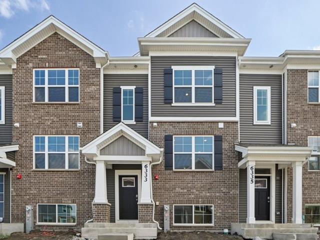 Townhouse for sale in Tinley Park, Illinois