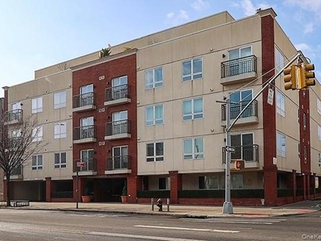 Condo for sale in Queens, Arverne