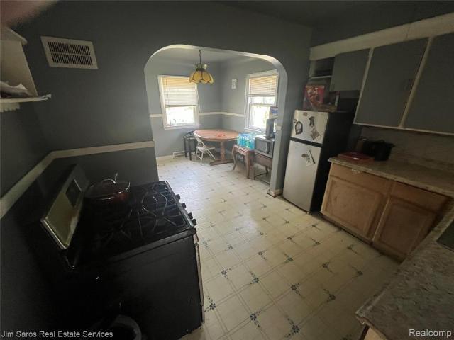 House for sale in Grosse Pointe