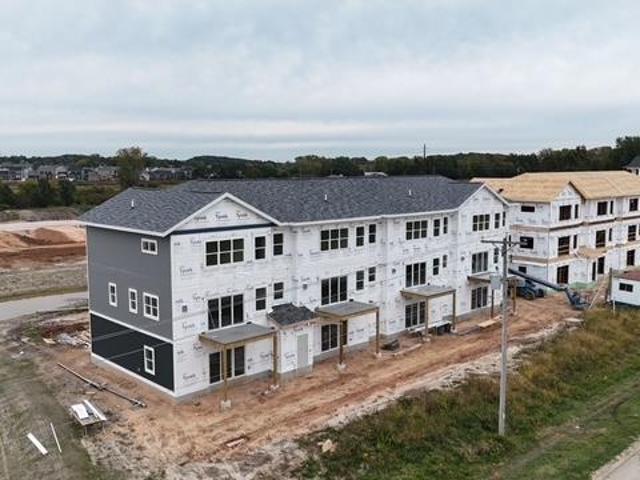 Condo for sale in McFarland, Dane County