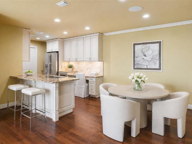 Condo for sale in Dallas, Dallas County