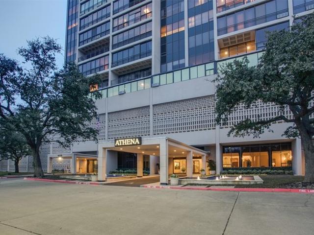 Condo for sale in Dallas, Texas