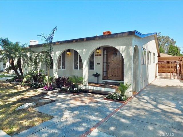 House for sale in Long Beach, California