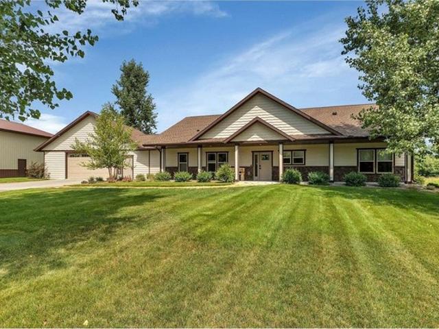 House for sale in Saint Augusta, Minnesota