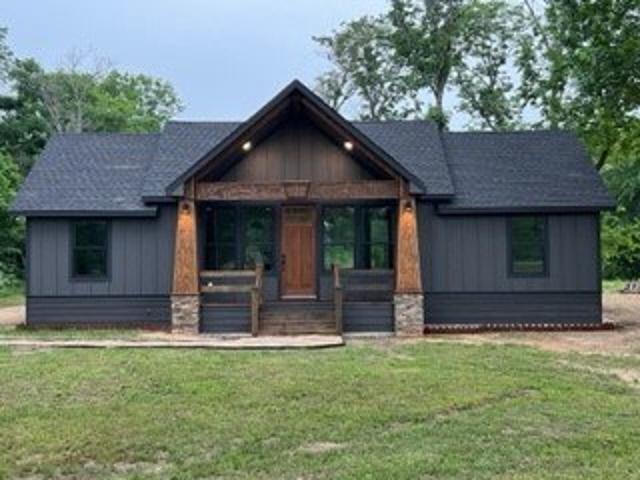 House for sale in Wills Point, Texas