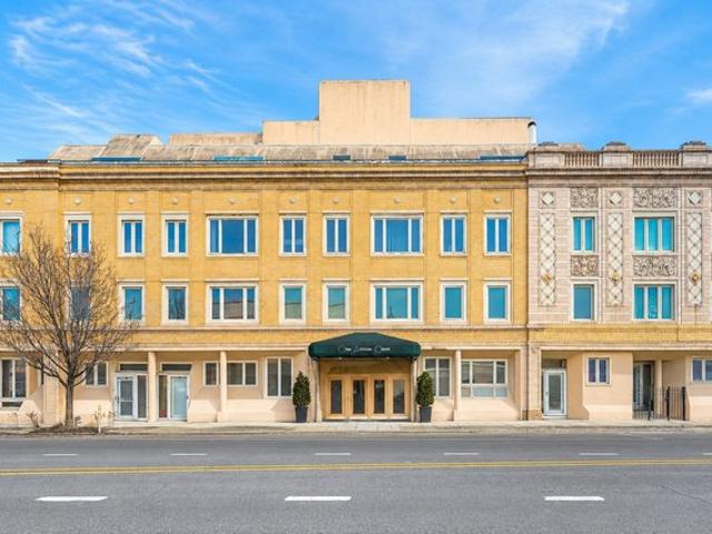 Condo for sale in Berwyn, Illinois