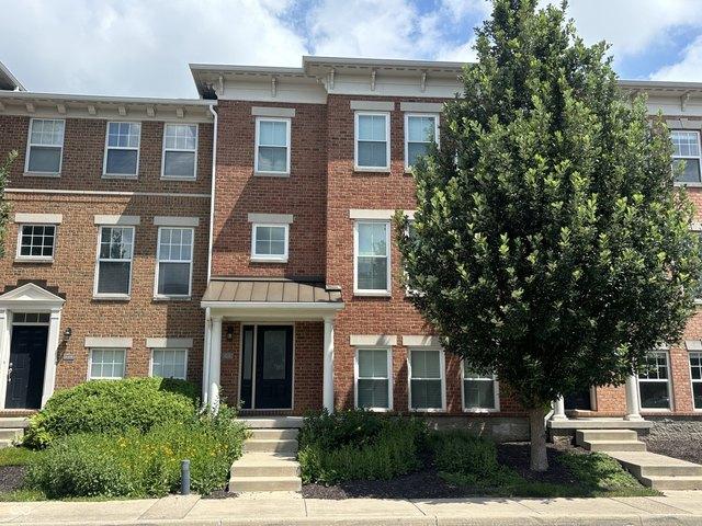 Townhouse for sale in Whitestown, Indiana