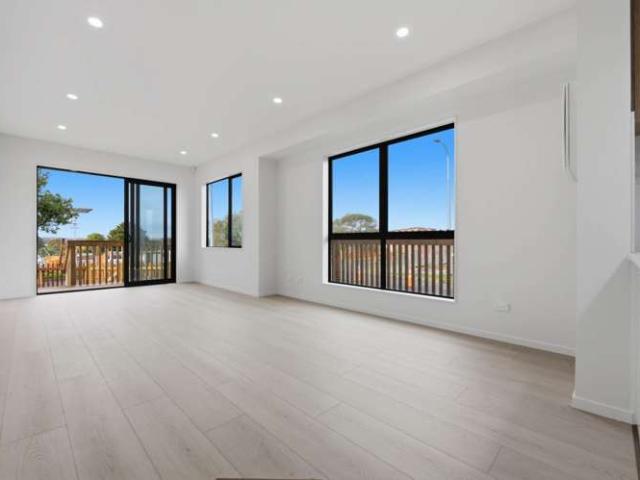Townhouse for sale in Glen Innes, Oroua County