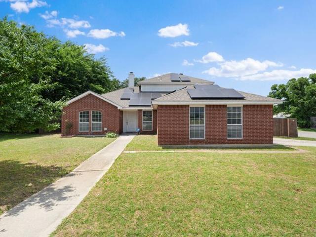 House for sale in Azle, Texas