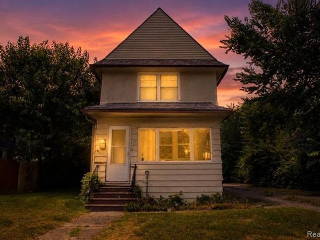 House for sale in Pontiac, Michigan
