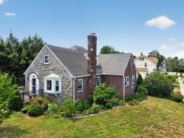 House for sale in Maywood, New Jersey