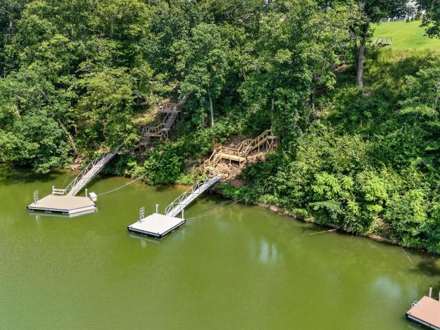 House for sale in Bone Cave, Rock Island