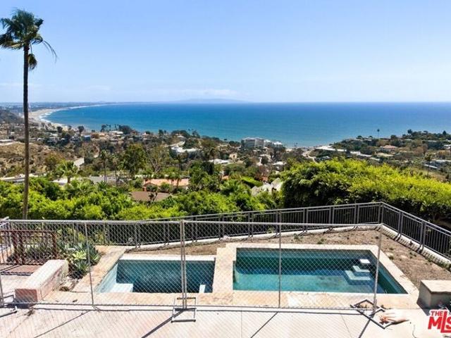 Land for sale in Pacific Palisades, Los Angeles