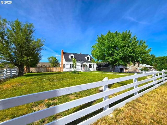 House for sale in Oregonia