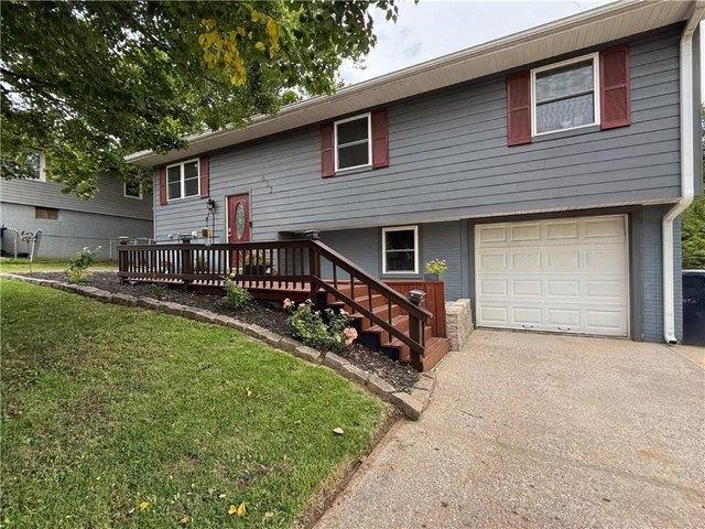 House for sale in Knob Noster, Missouri