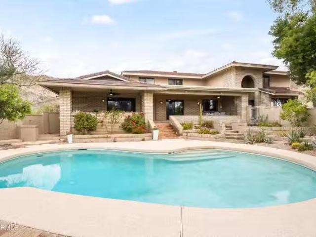 House for sale in Paradise Valley House for sale in Paradise Valley