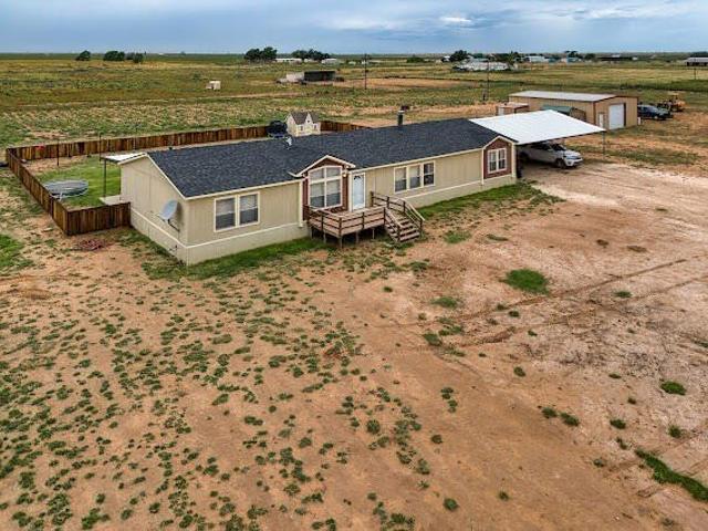 House for sale in Smyer, Texas