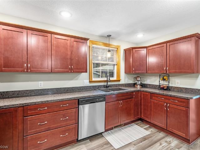 House for sale in Summit, Ohio