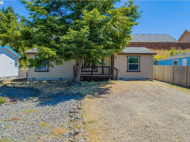 House for sale in Oregonia