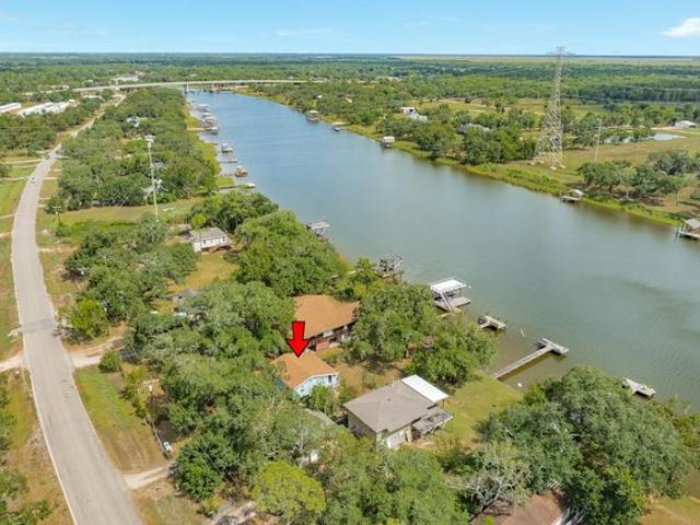 House for sale in Brazoria, Brazoria County
