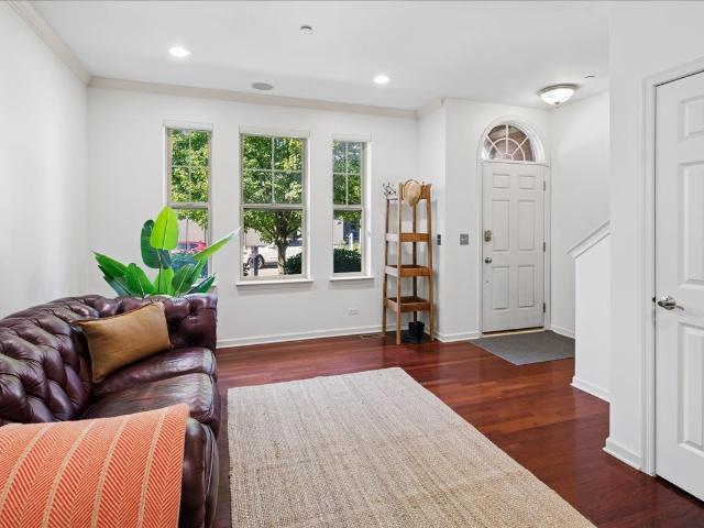 Townhouse for sale in Morton Grove, Illinois