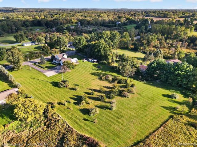 House for sale in Howell Township, Howell