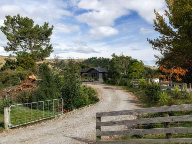 Property for sale in Waituna West