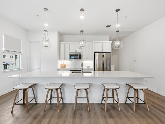 Townhouse for sale in Mansfield, Texas