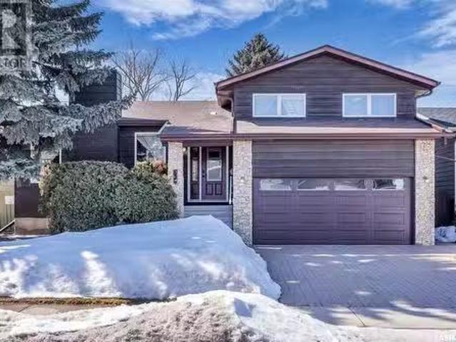 House for sale in Saskatoon, Saskatchewan