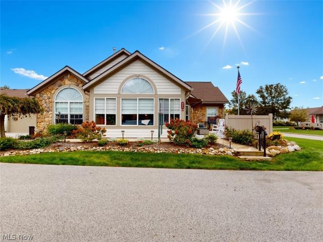 Condo for sale in Crossings at Northwest, Tallmadge