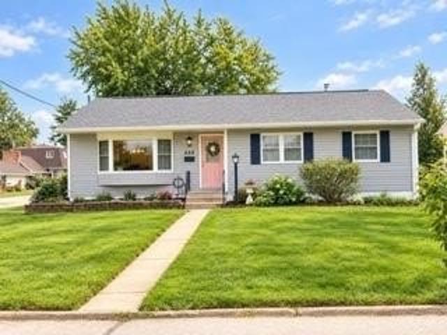 House for sale in Linn, Iowa