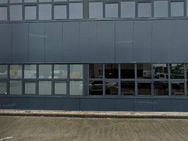 Bedrijfspand te huur in Wormerveer, Noord Holland