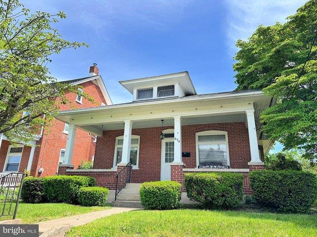 House for sale in Red Hill, Pennsylvania