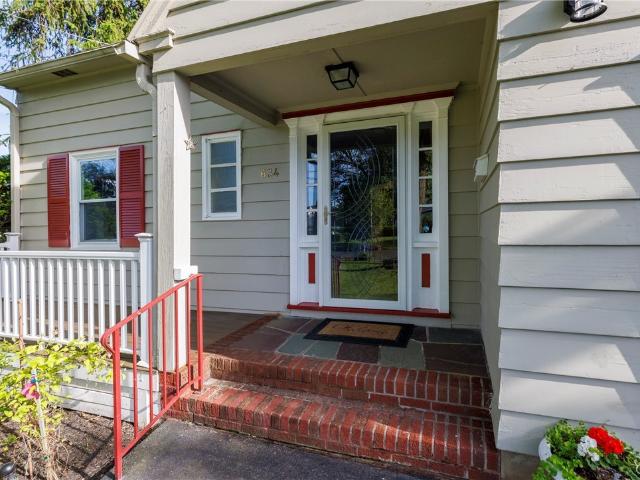 House for sale in Syracuse, New York