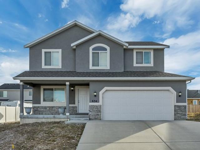 House for sale in Tooele, Utah