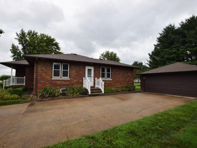 House for sale in Geneseo, Illinois