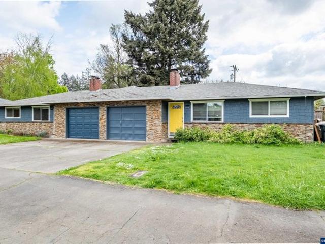 House for sale in Oregonia