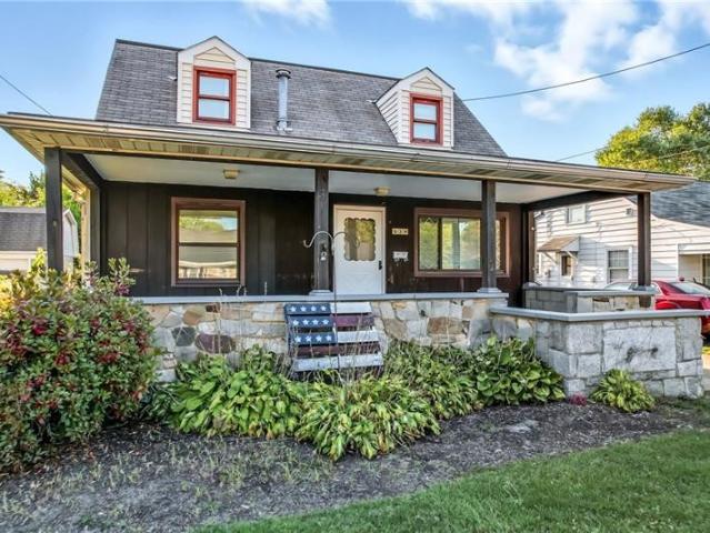 House for sale in Sharon, Mercer County