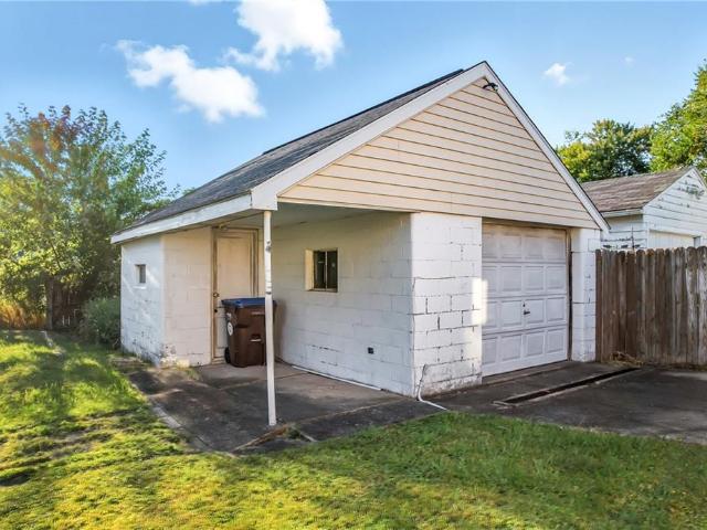 House for sale in Mercer, Pennsylvania