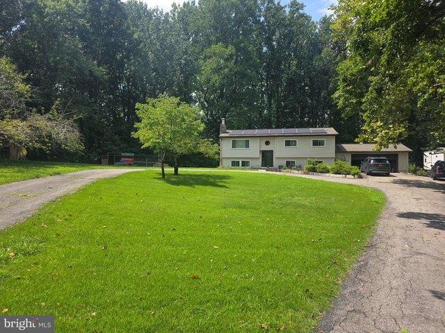 House for sale in Lothian, Maryland