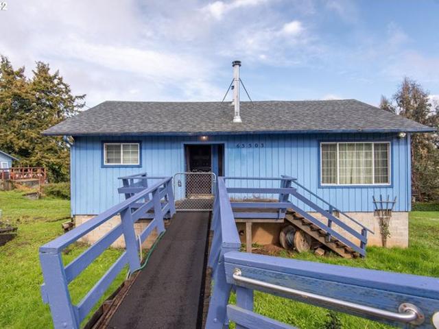 House for sale in Oregonia