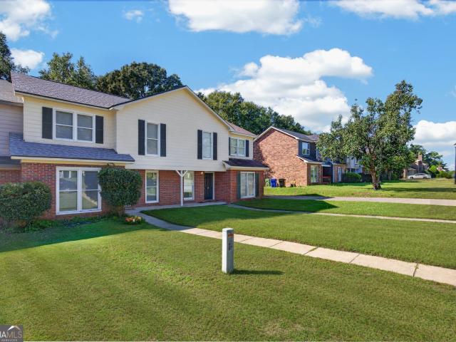 Townhouse for sale in Brookview Estates, Columbus