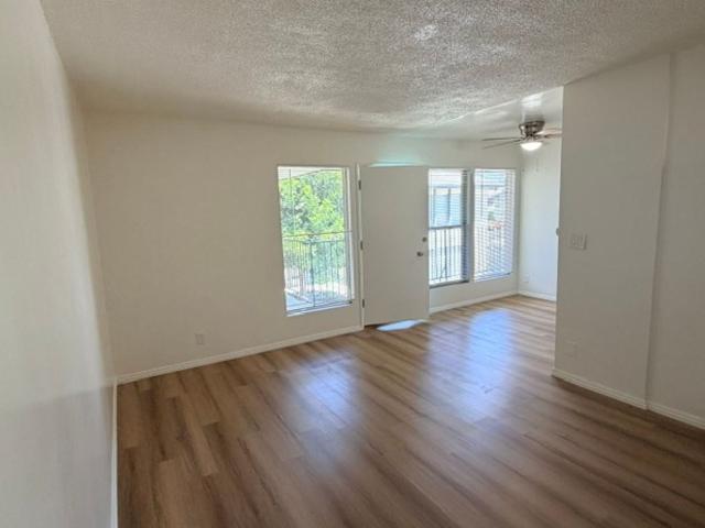 Apartment for rent in Long Beach, California