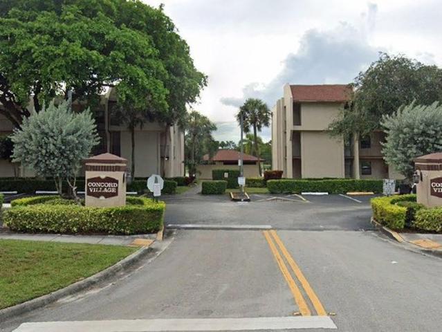 Condo for sale in Tamarac, Florida