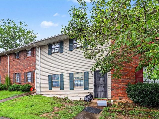 Condo for sale in Union City, Georgia
