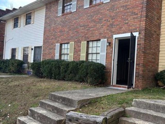 Townhouse for sale in Union City, Georgia
